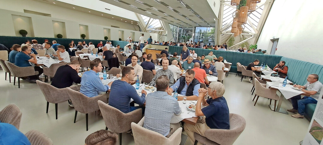 Gutes Essen war auch in V�sendorf Garant f�r die Kongressatmosph�re.