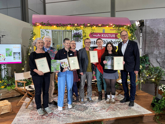 (v. l.�vorn) Katja Richter (�Klimaresiliente St�dte�, Verlag Eugen Ulmer), Pia Werner (Leitung Presse- und �ffentlichkeitsarbeit Prestel Verlag, Penguin Random House Verlagsgruppe) und Sabrina Virone (Presse- und �ffentlichkeitsarbeit, Gerstenberg Verlag)