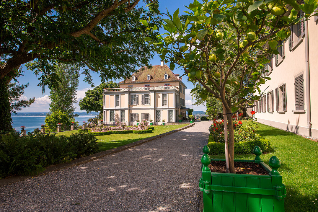 Das Napoleonmuseum Schloss Arenenberg mit dem Pleasureground