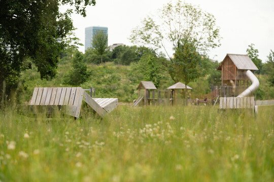 Spielanlage im Mnchner Oberwiesenfeldpark 