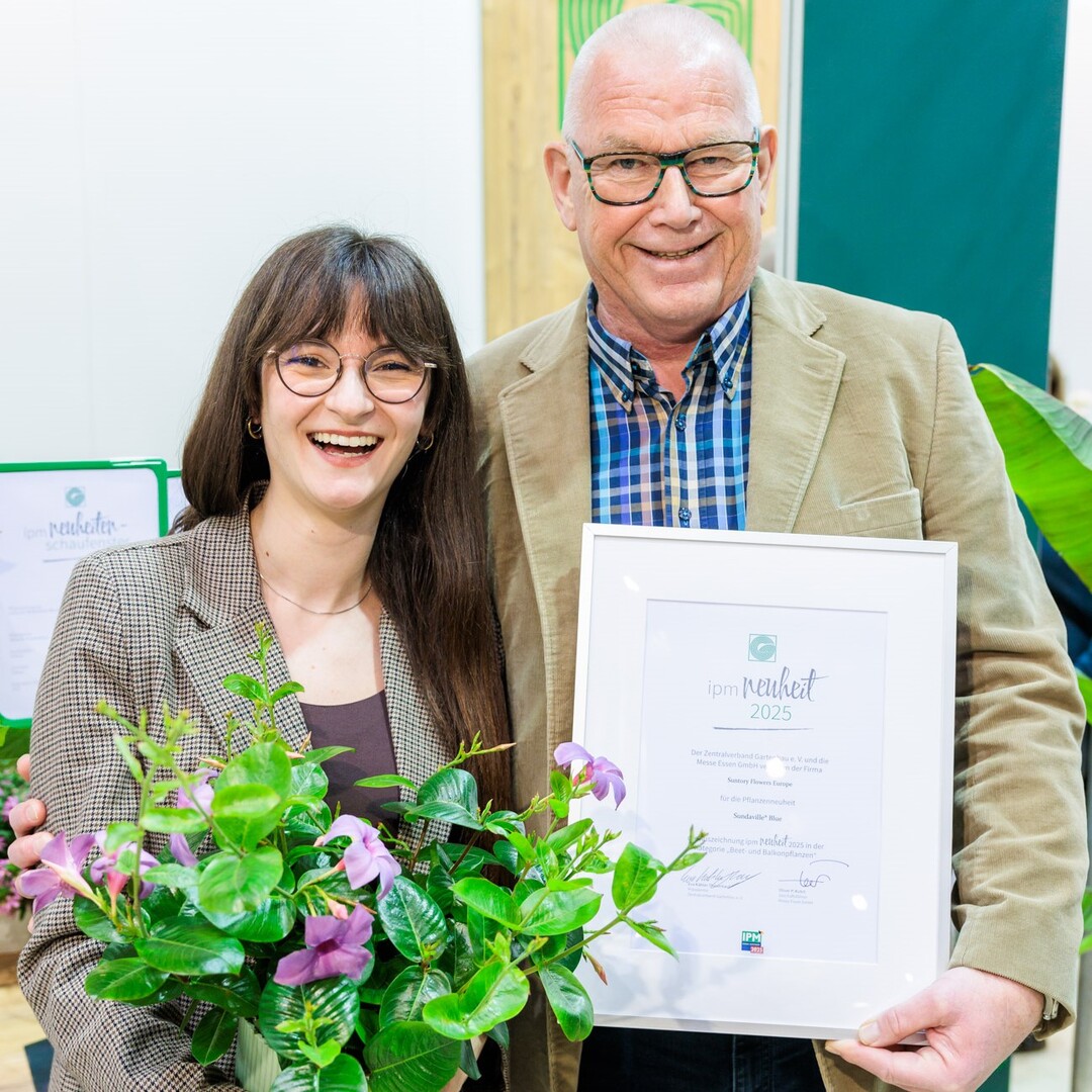 In der Kategorie Beet- und Balkonpflanze ist als IPM Neuheit 2025die Sundaville Blue der Firma Suntory Flowers Europe aus den Niederlanden ausgezeichnet.