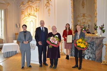  DGG-Preisverleihung auf der Mainau: Gabriele Thne, Prof. Dr. Klaus Neumann, Dr. Charlotte Bergmann, Bettina Grfin Bernadotte, Dr. Birgitta Goldschmidt 