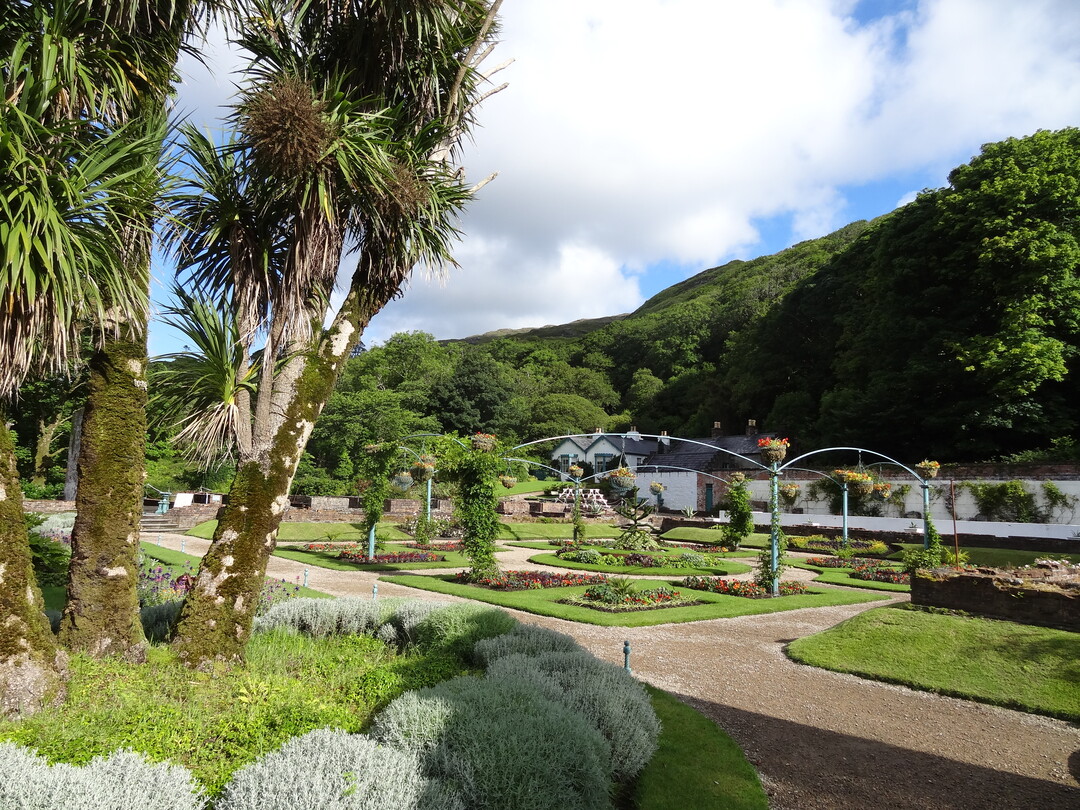 Die Cordylines im Parterre sind noch original erhalten.