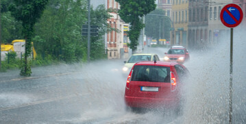  Je mehr Flchen gegrnt sind, desto mehr Regenwasser kann bei Starkregenereignissen versickern. 